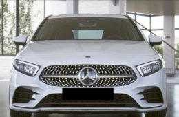 Mercedes-Benz A 250 Premium AMG (2021) 40.500€